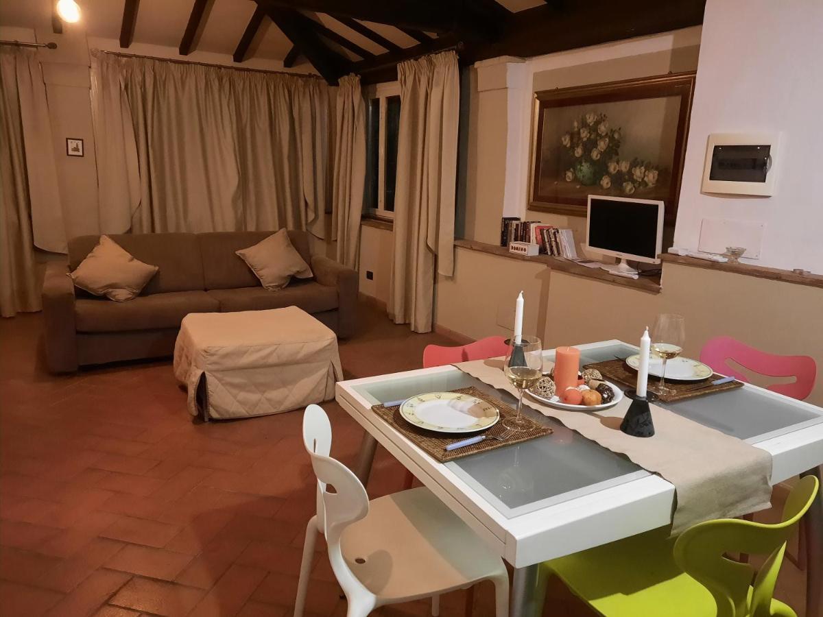 Apartamento La Terrazza Fra Le Torri Lucca Exterior foto