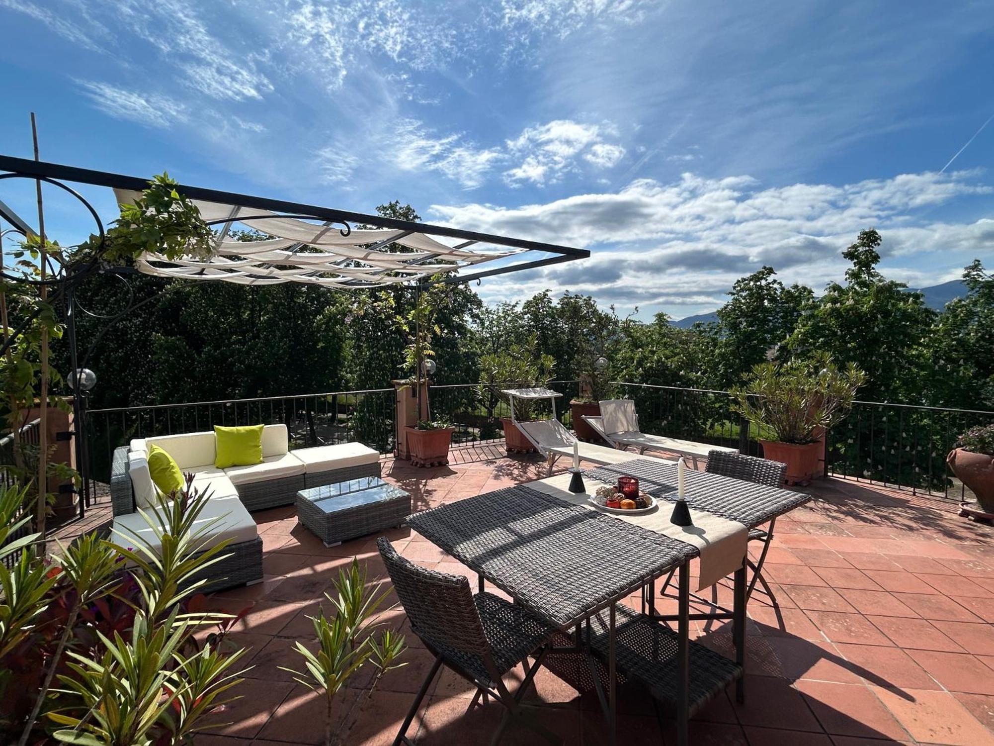 Apartamento La Terrazza Fra Le Torri Lucca Exterior foto